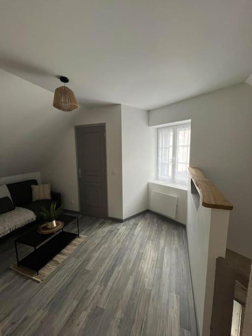 Charmante Maison De Bourg Cosy Acces Wifi Sepmes ภายนอก รูปภาพ